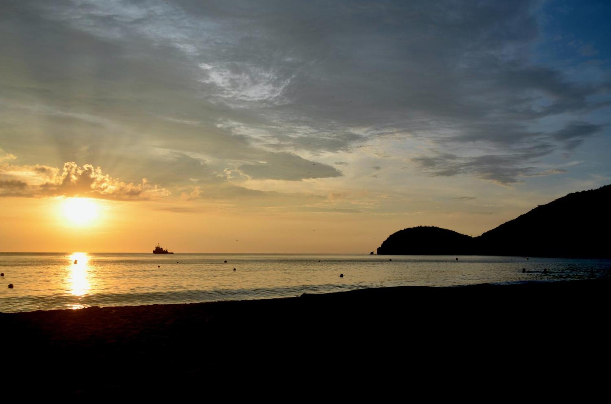 Playa Del Ritmo Beach Hostel & Bar - Adults Only Santa Marta  Exterior foto